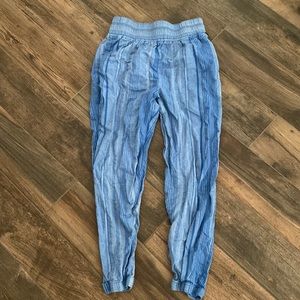 Hurley bohemian blue pants
